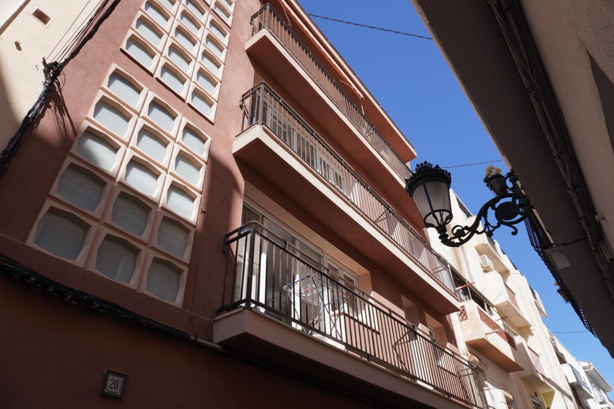 Apartamentos Pelicano Бенідорм Екстер'єр фото